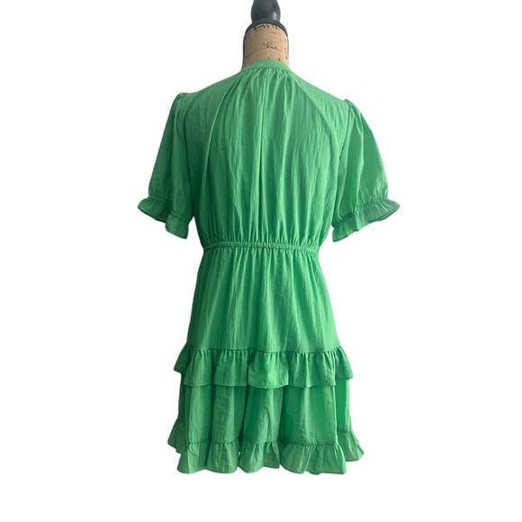 Spring Green Dress - Picture 2 of 7